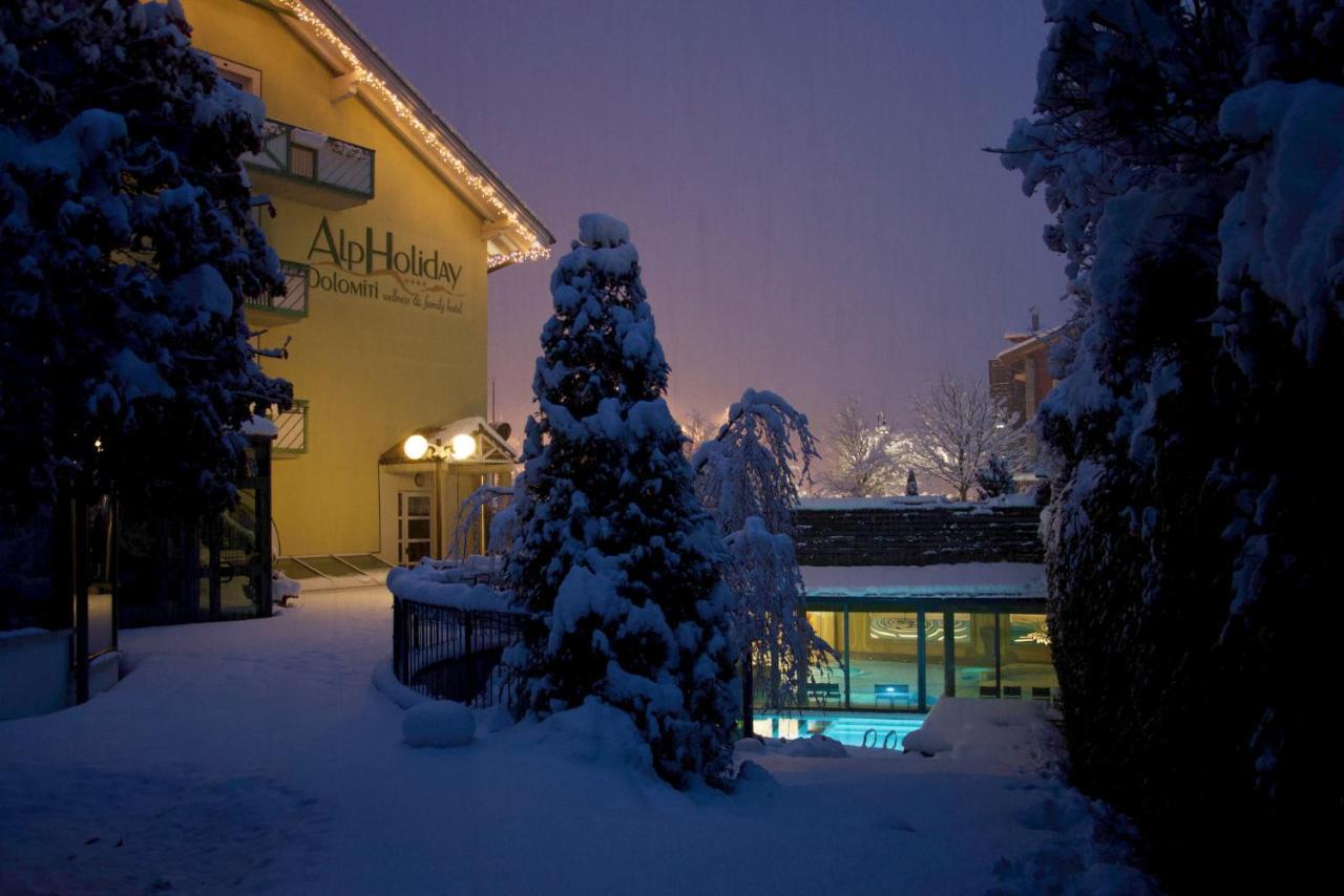 Alpholiday Dolomiti Wellness & Family Hotel Dimaro Exteriör bild