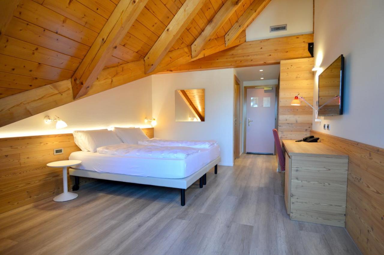 Alpholiday Dolomiti Wellness & Family Hotel Dimaro Rum bild
